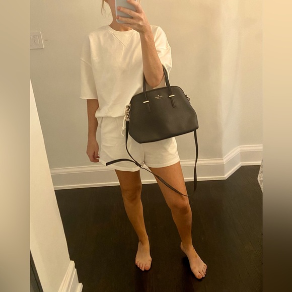 Black Kate Spade tote - Picture 1 of 11